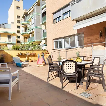 Lets Holidays Terrace *