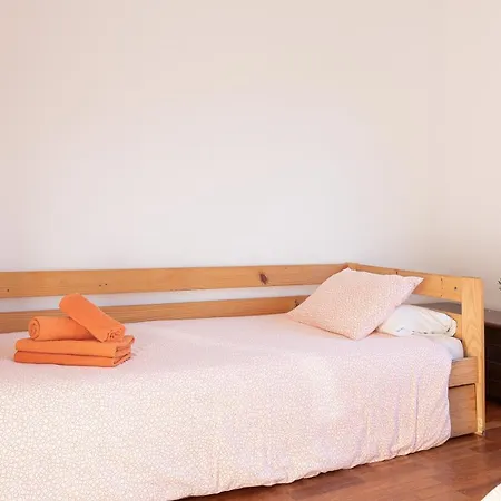Lets Holidays Terrace Apartment *