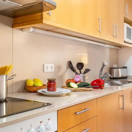 Lets Holidays Terrace Apartment